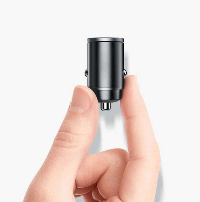 Компактен адаптер за запалка