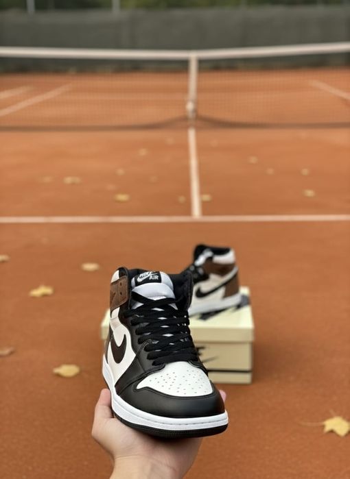 Jordan 1 High Dark Mocha