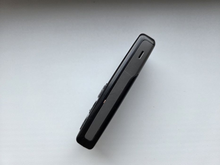 Nokia 1600 - telefon simplu cu butoane