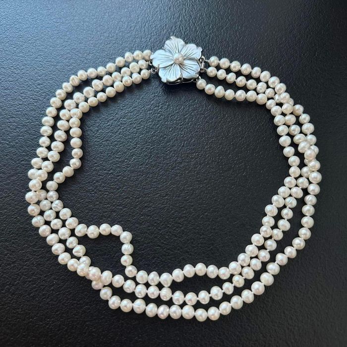 colier perle naturale calitate AA + 
inchezatore si din alama rodiat