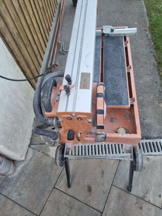 Mașină electrica taiat gresie faianță