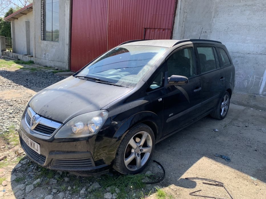 Alternator opel zafira b 1.6 16v, 2007