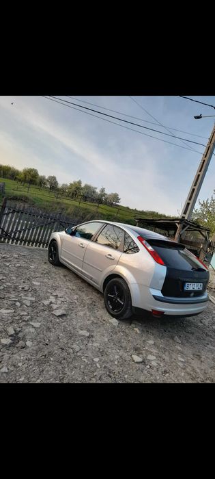 Ford focus 2 - 1.6 benzină - 2005 - DEFECT