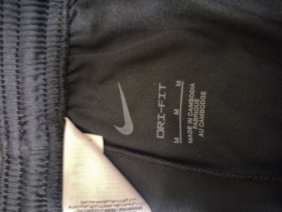Долнище nike Dri-fit (ново)