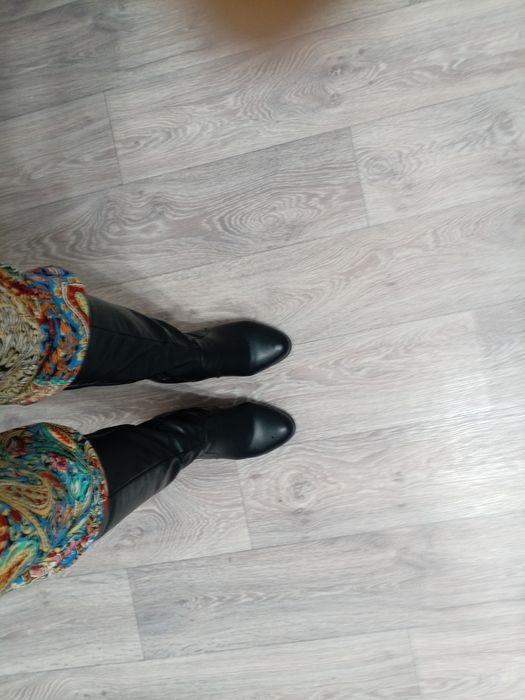 Продам в отличном качестве обувь