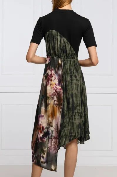 Desigual  рокля .