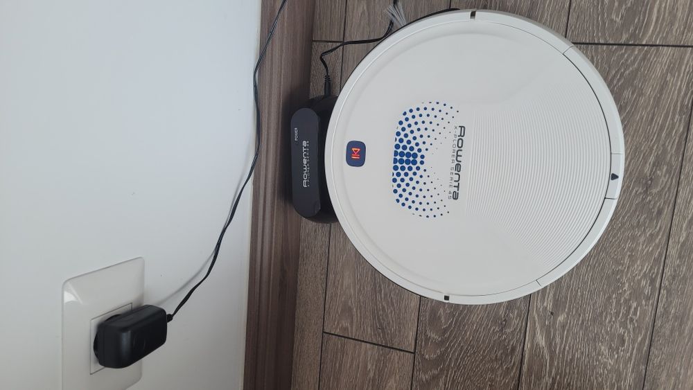 Vând aspirator robot Rowenta x-plorer serie 45.