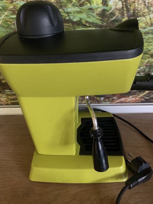 Еспресо машина Charm Heinner