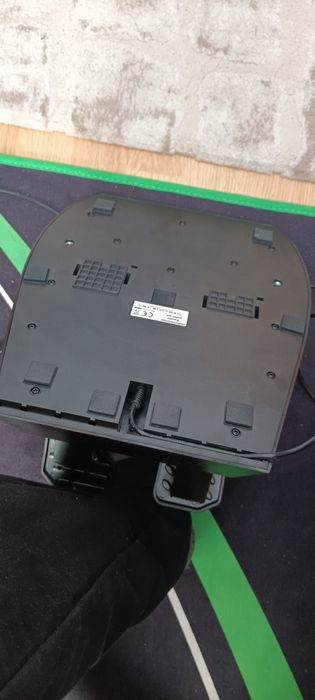 Волан със педали thrustmaster t150