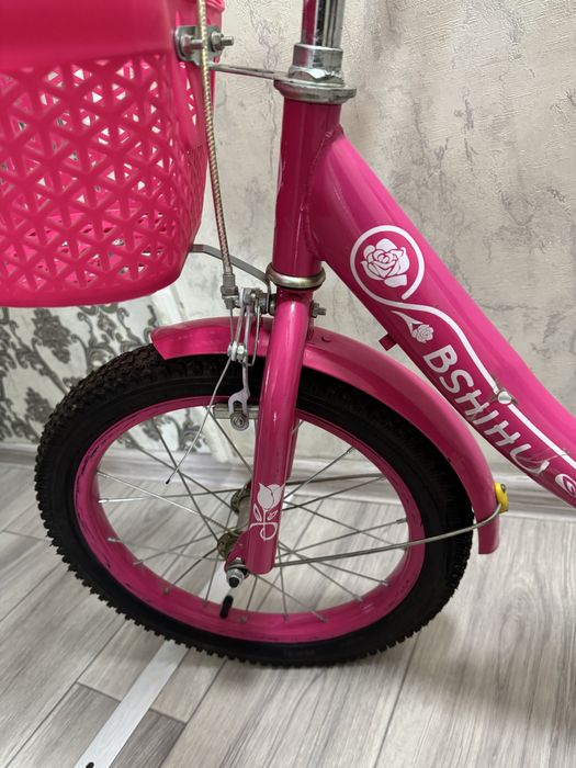 Продается детский велосипед для девочек 5-8лет