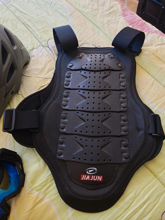 Екипировка за тротинетка или мотор