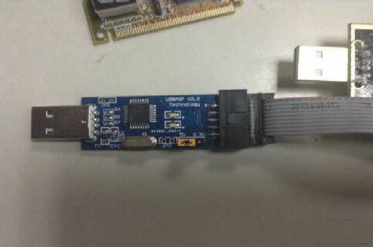 тестери програматори преходници кабели