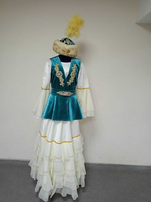 Прокат национальных костюмов. Большой выбор!