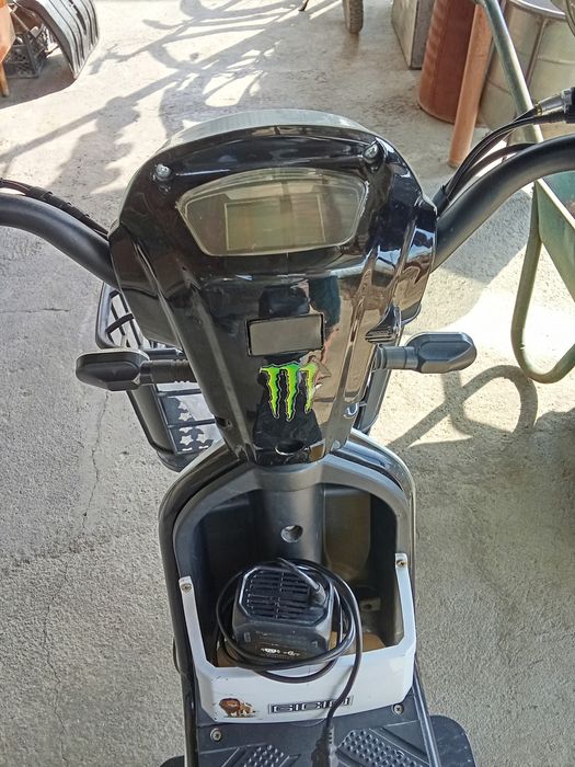 продается электро велик ск8