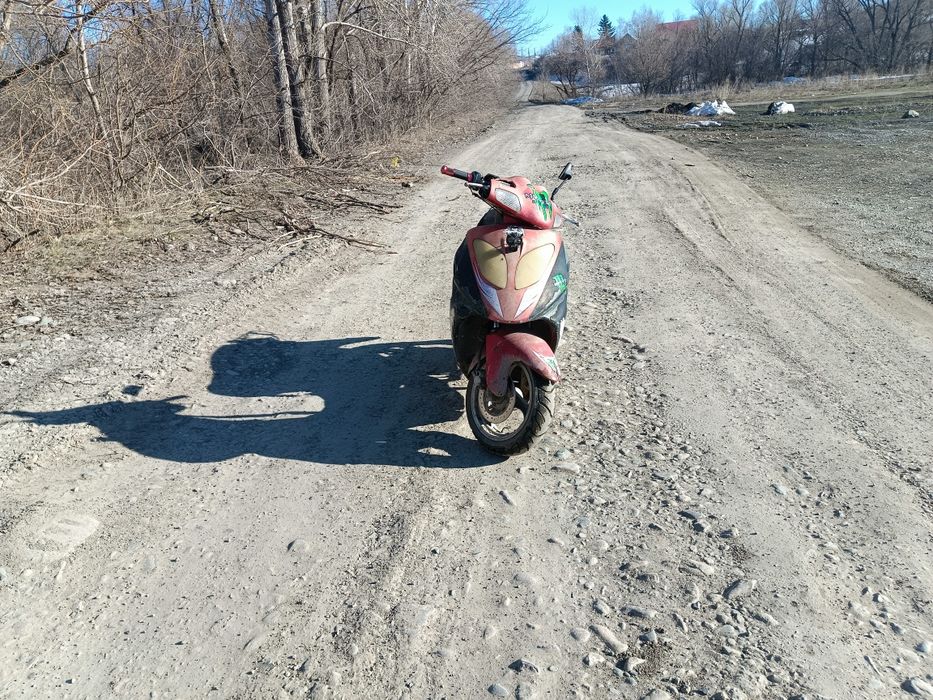 Продам скутер 150 кубов