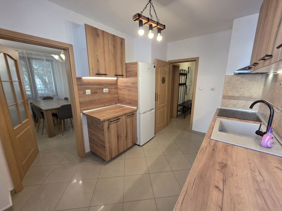 Дава се под наем Четиристаен апартамент в София, Изток - 150 кв.м за 1173 € - Снимка #4