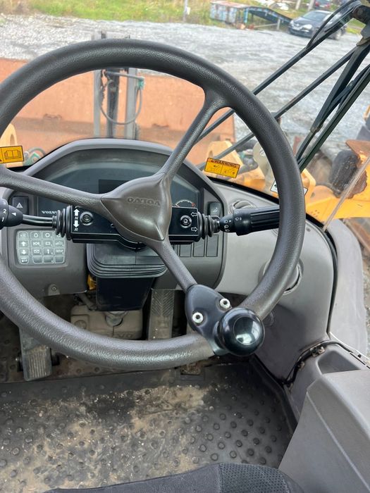 Volvo l90 G an 2012 !