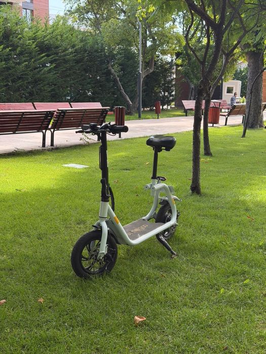 Trotinetă electrică pro ultra cu șa autonomie 60km/h