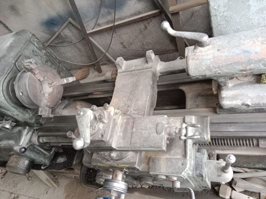 Токарный станок срочно продам