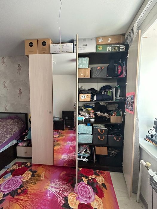 Продается Шкаф 45000 торг