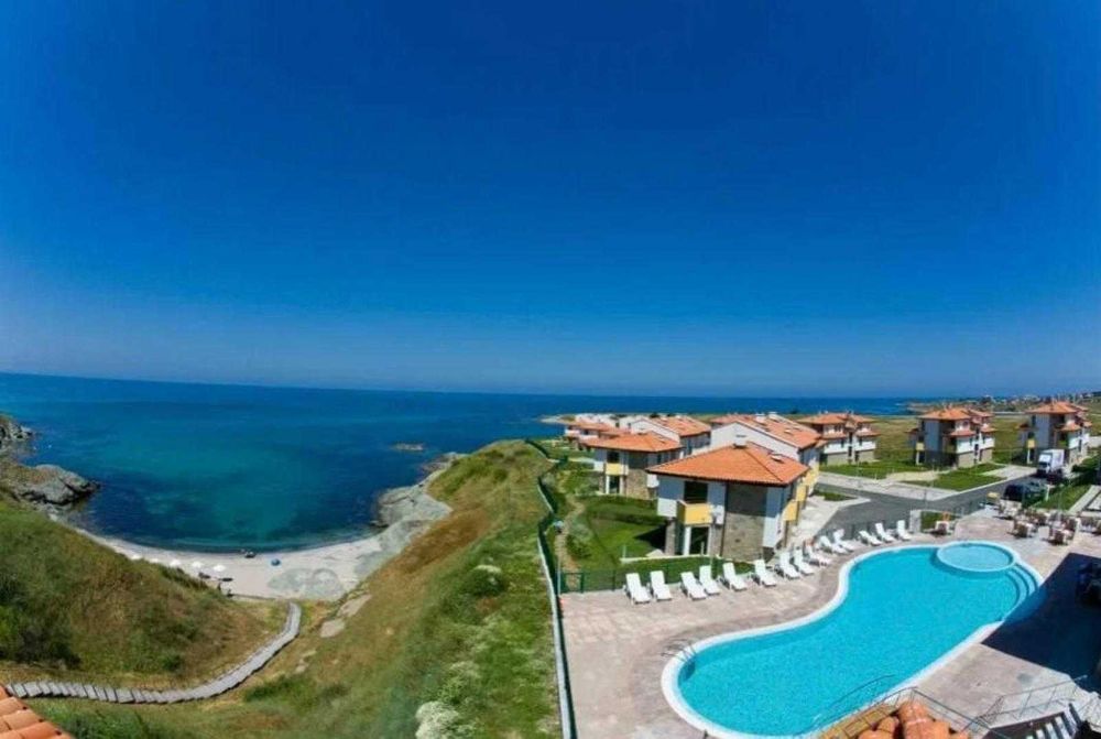 Дава се под наем Двустаен апартамент в Царево - 60 кв.м за 59900 € - Снимка #5