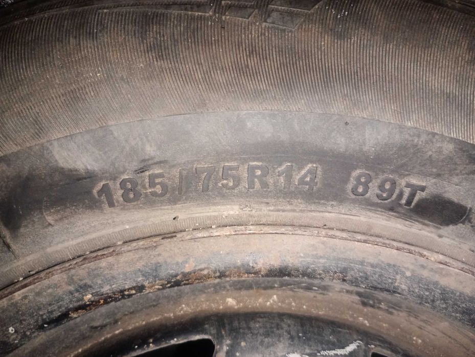 Шины на дисках 185/75/14 Audi 80 b3