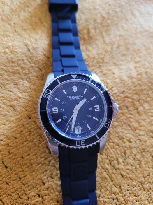 Vand ceas victorinox swiss made