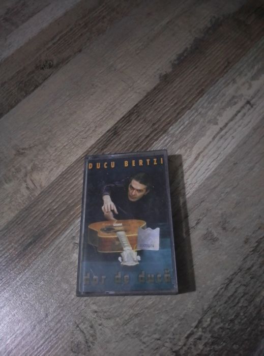 Casete audio diverse stiluri muzicale