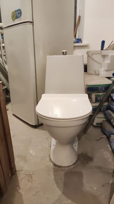 қолданылған унитаз