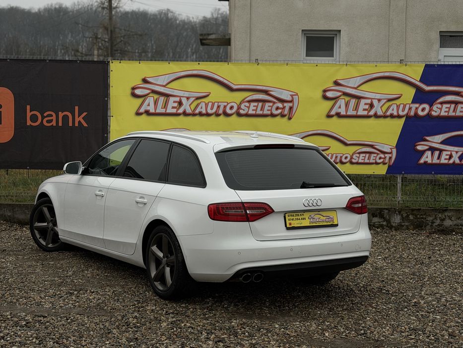 Audi A4 2.0//143CP Automat 8+1