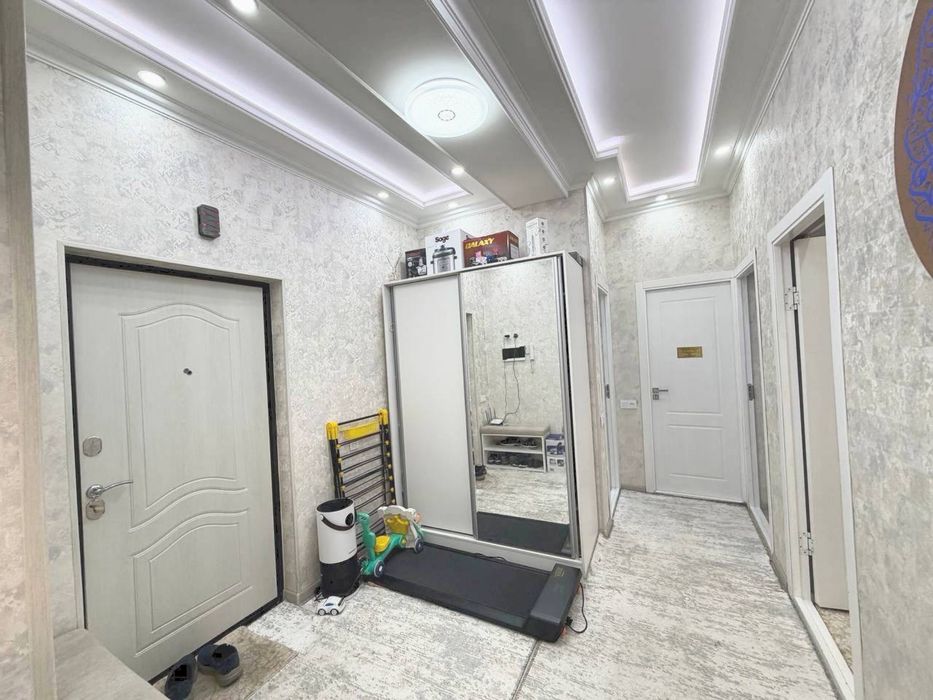 Учтепинский район, 1-этаж новостройка 13-квартал  70 квм