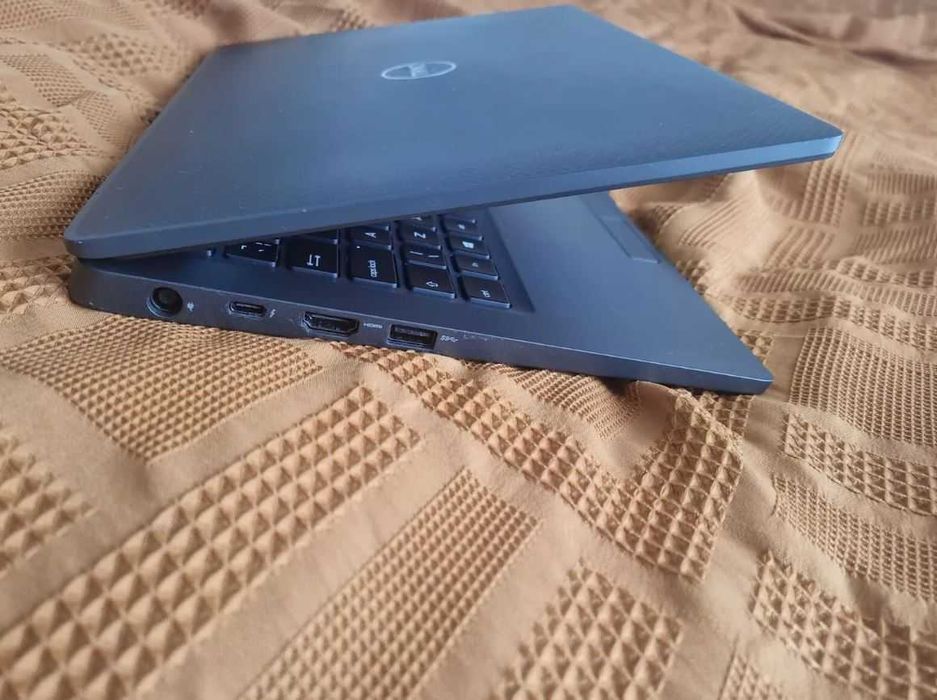 Лаптоп Dell Latitude 7300 Intel i5-8365U, 16GB DDR4, 512GB SSD