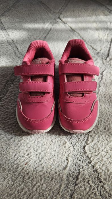 Маратонки за момиче