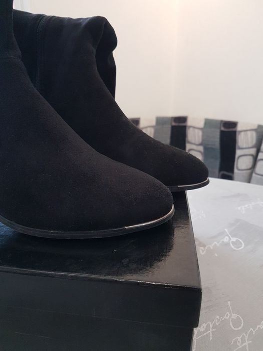 Дамски ботуши велур / нови /