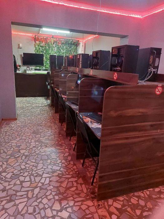 Kompyuter club sotiladi