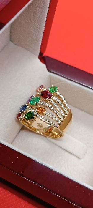 Золотое кольцо сделаное на заказ.