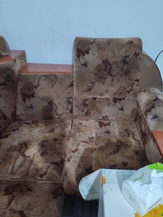 Продам диван в хорошем качестве