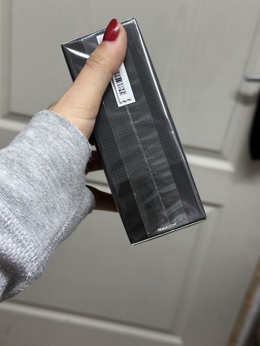 Prada black luna rossa