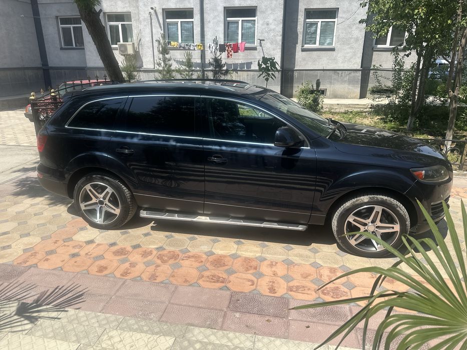 Машина в идеальном состояние цену договоримся