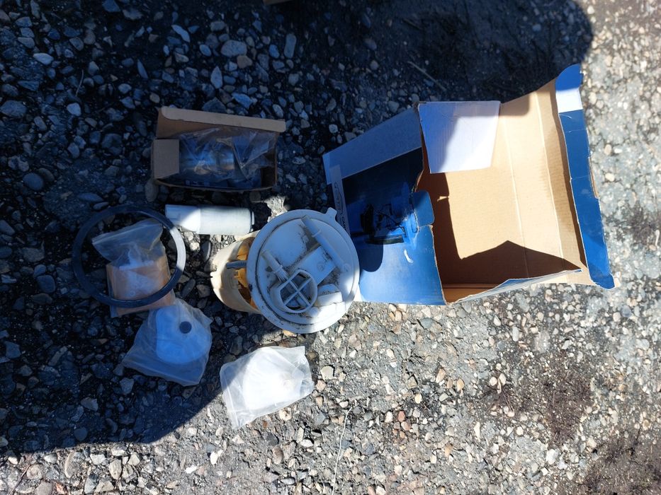 Бензонасос в сборе