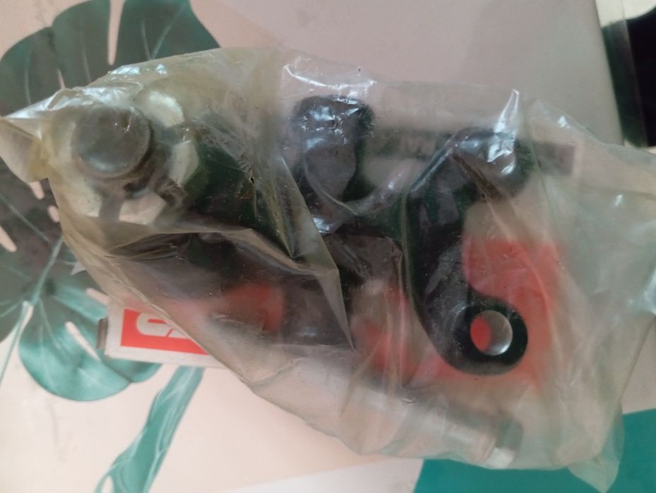 шаровые на Мазда MPV 2,5 96-