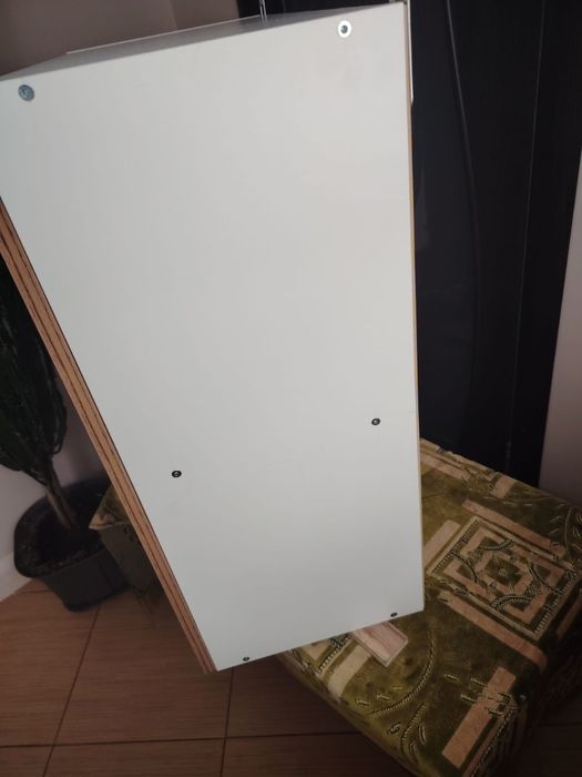 Продам кухонный навесной шкаф