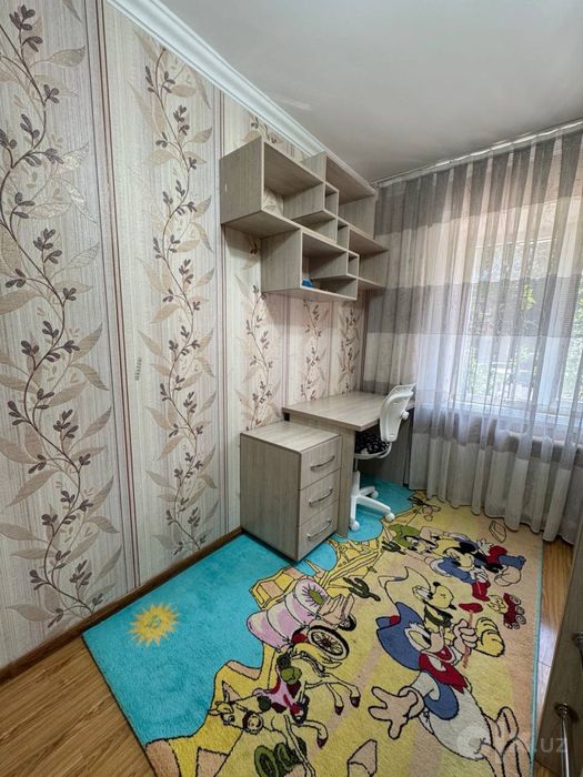 Квартира метро  Буюк ипак йули
