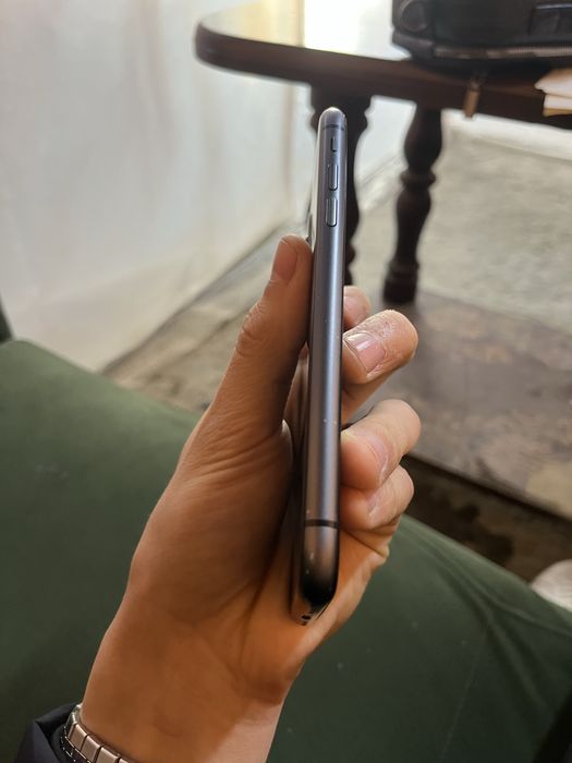 Iphone 11 128GB.