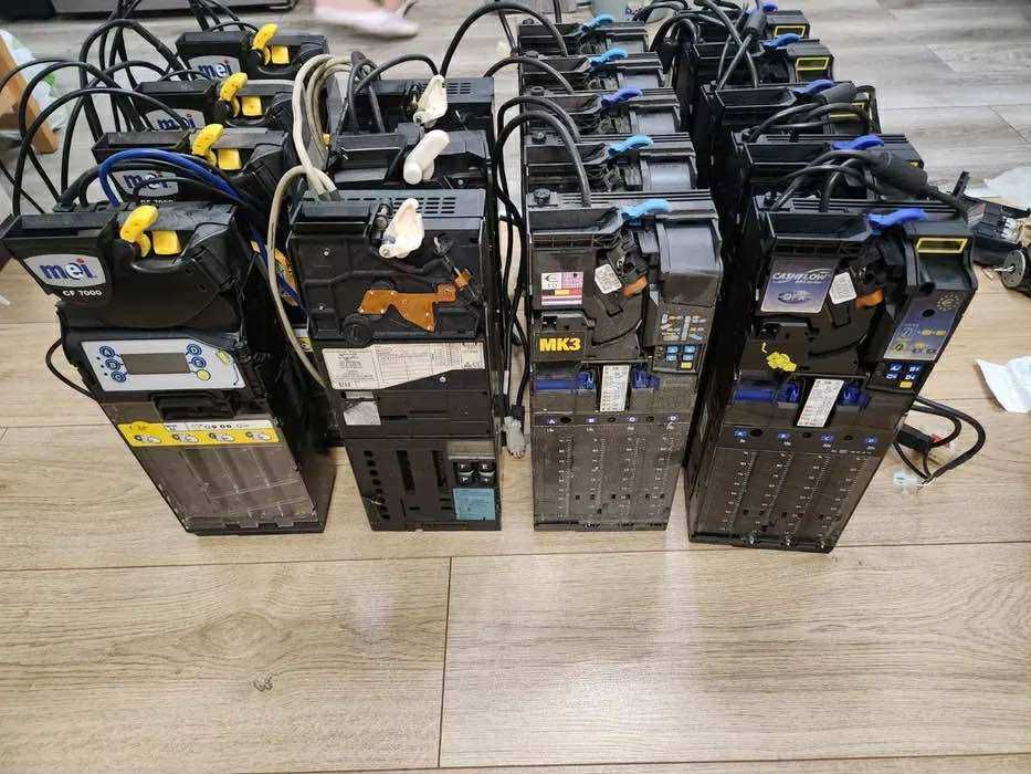 Монетници Mars Cashfolw 690, 560