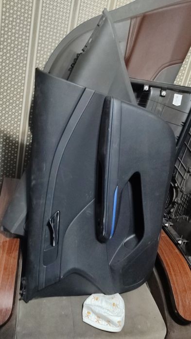 Monza bagaj apshipkalar hamma zapchaslar bor