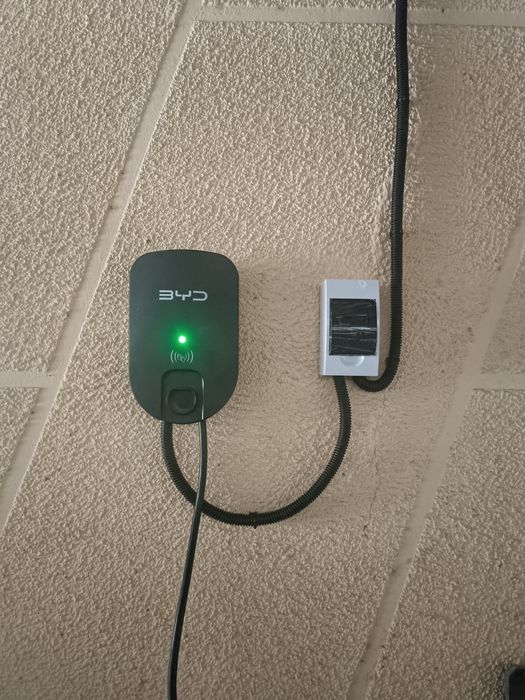 Установка зярядной станции