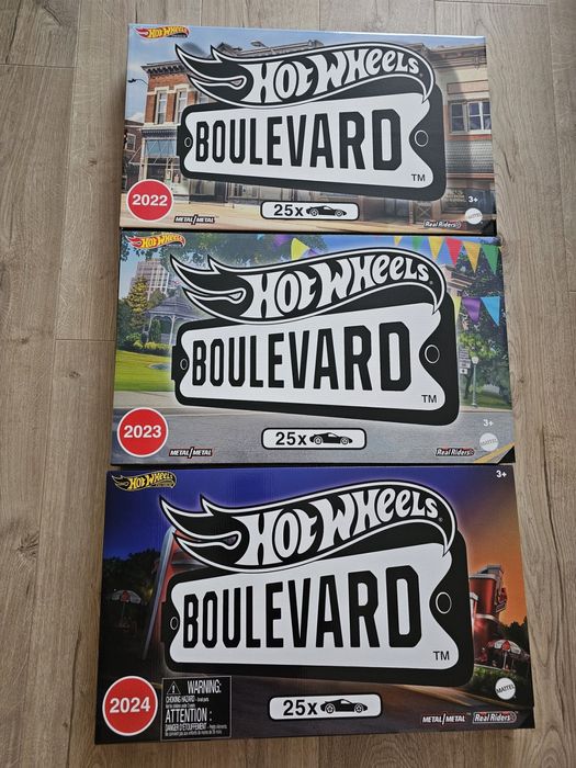 Hot Wheels Red Line Club Cars колекционерски колички 1:64 premium RLC