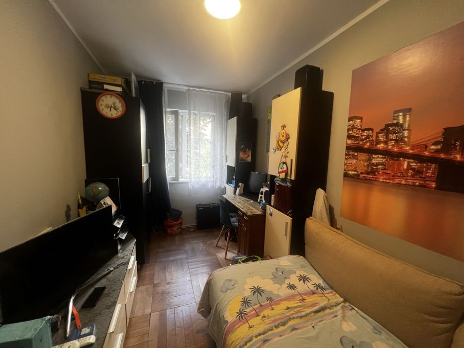 Apartament 3 camere etajul 1 zon Vlaicu