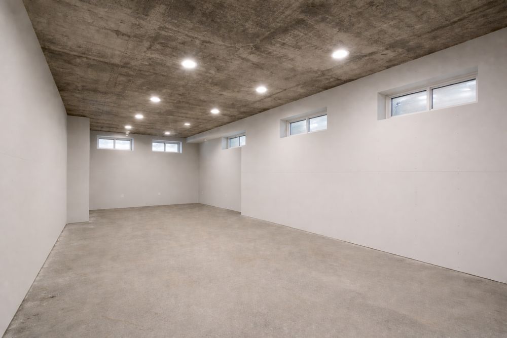 Полуподвал под бизнес